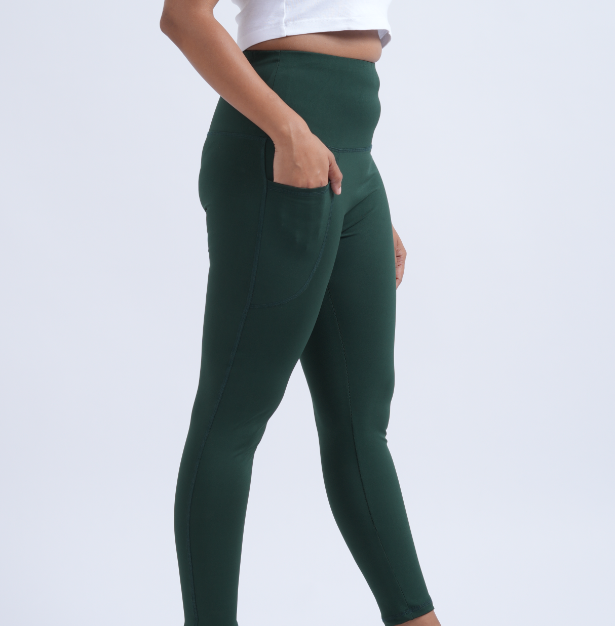 The EleVate Legging (Green)